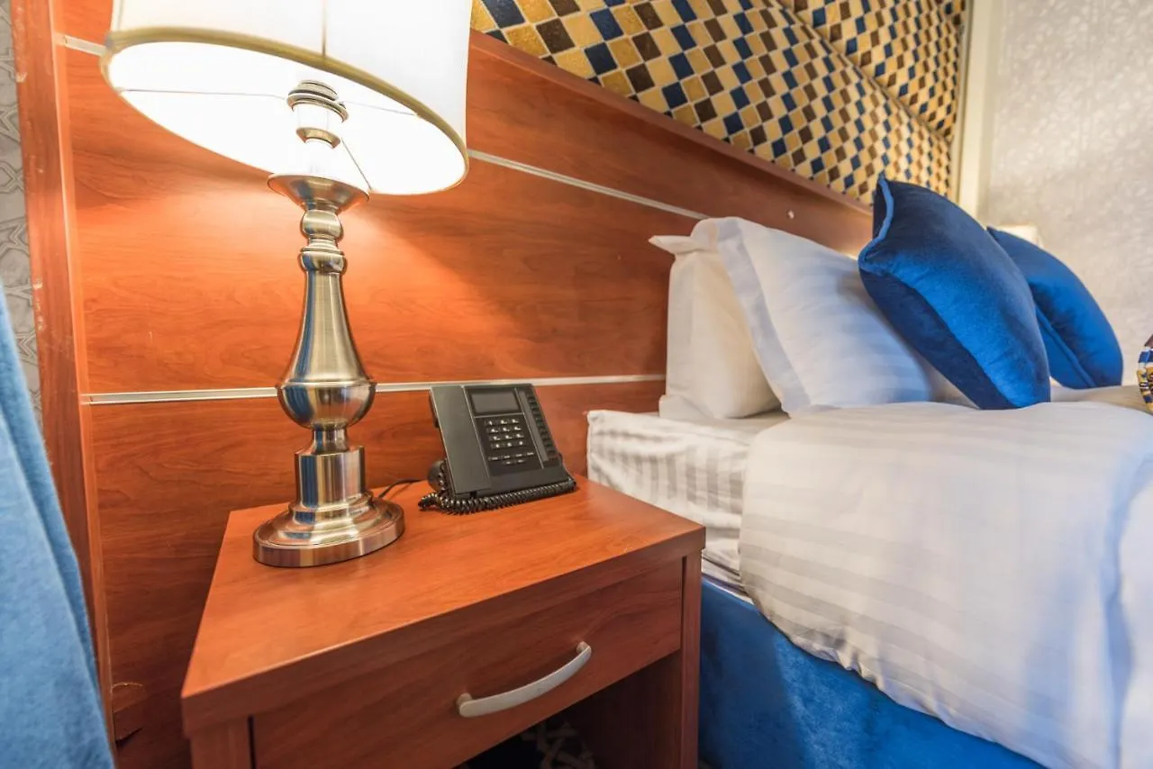 Hotel Nusk Al Madinah Medyna